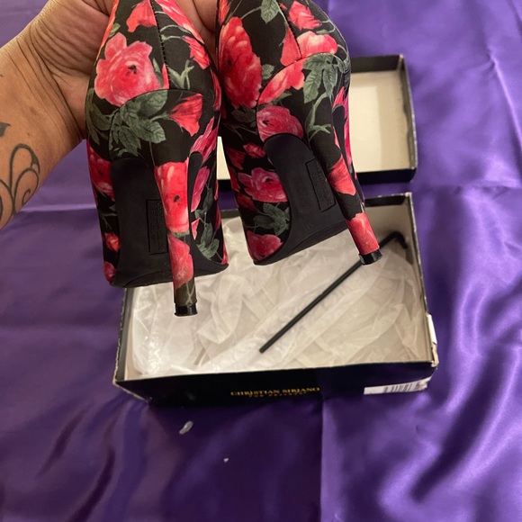 Flower Heels - Picture 4 of 5